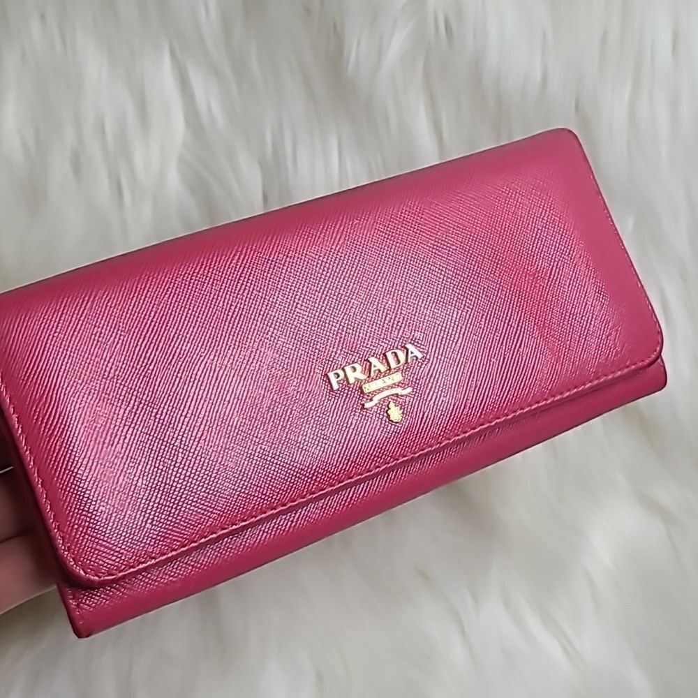 💯 Authentic Prada Safiano Long Wallet 🍀 - Picture 10 of 14